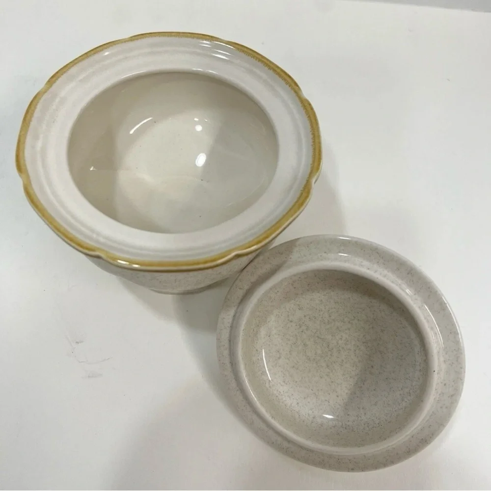 Mikasa Garden Club Sugar Bowl with Lid EC 400 Speckled Stoneware Vintage Kitchen